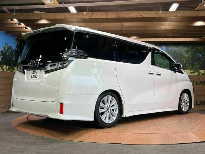 VELLFIRE-17