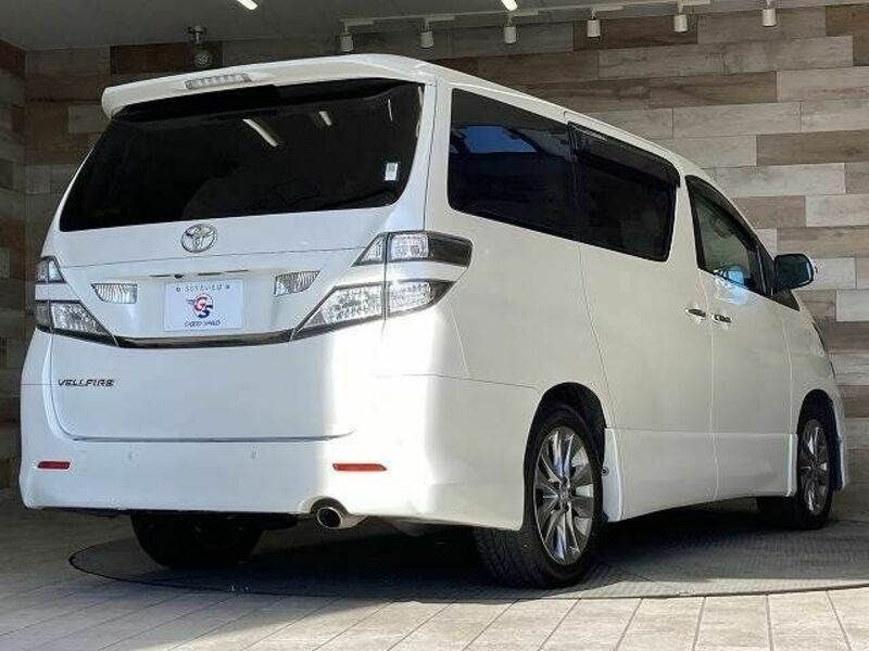 VELLFIRE-16