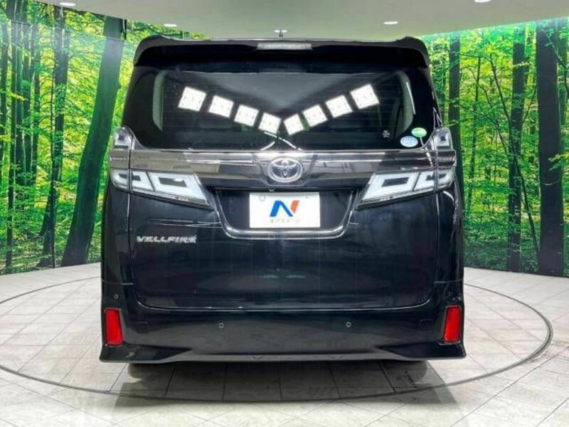 VELLFIRE-16