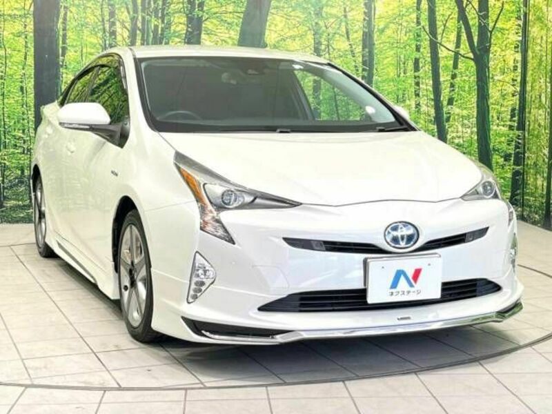 PRIUS-16