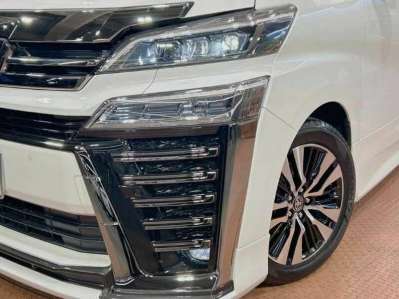 VELLFIRE-12