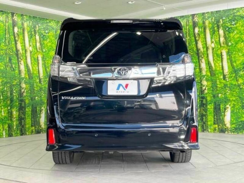 VELLFIRE-15