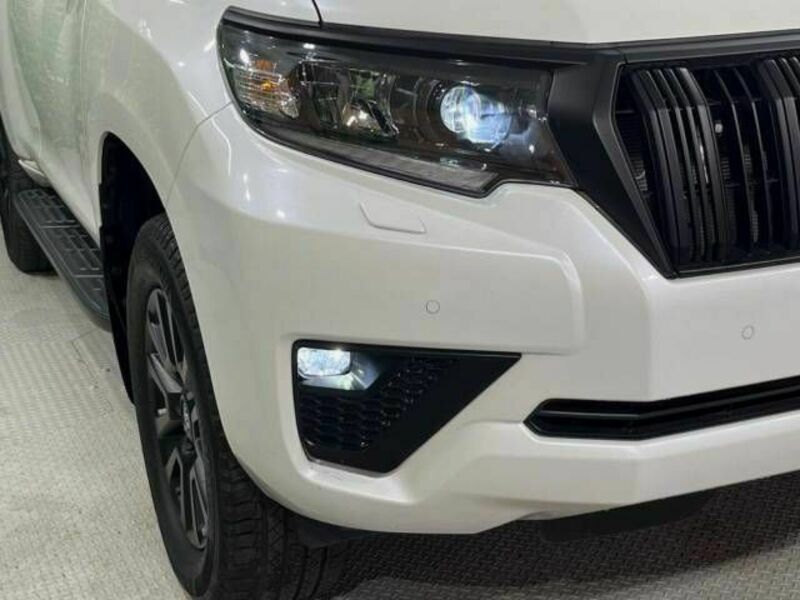 LAND CRUISER PRADO-13