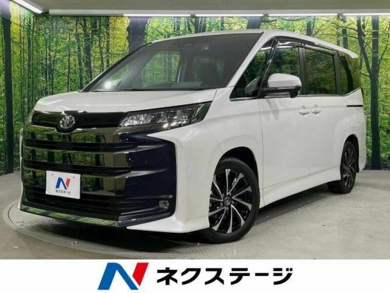 TOYOTA　NOAH