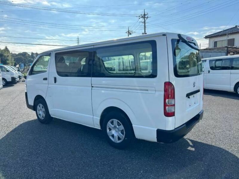 HIACE VAN-4