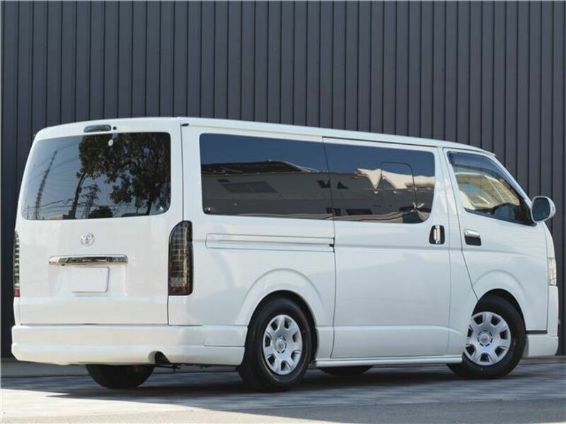 HIACE VAN-8