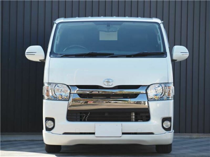 HIACE VAN-9