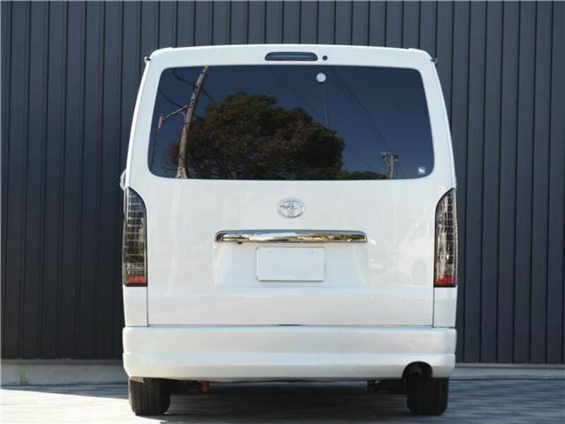 HIACE VAN-10