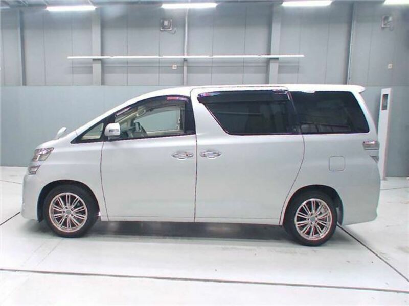 VELLFIRE-3