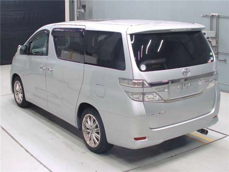 VELLFIRE-5