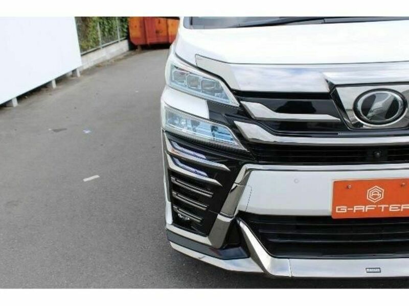 VELLFIRE-11