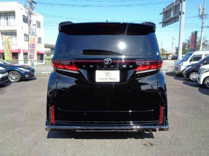 VELLFIRE-17