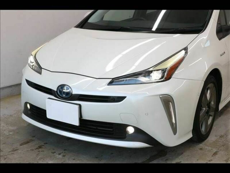 PRIUS-12