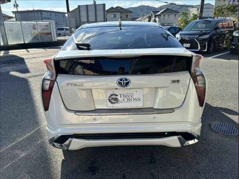 PRIUS-5