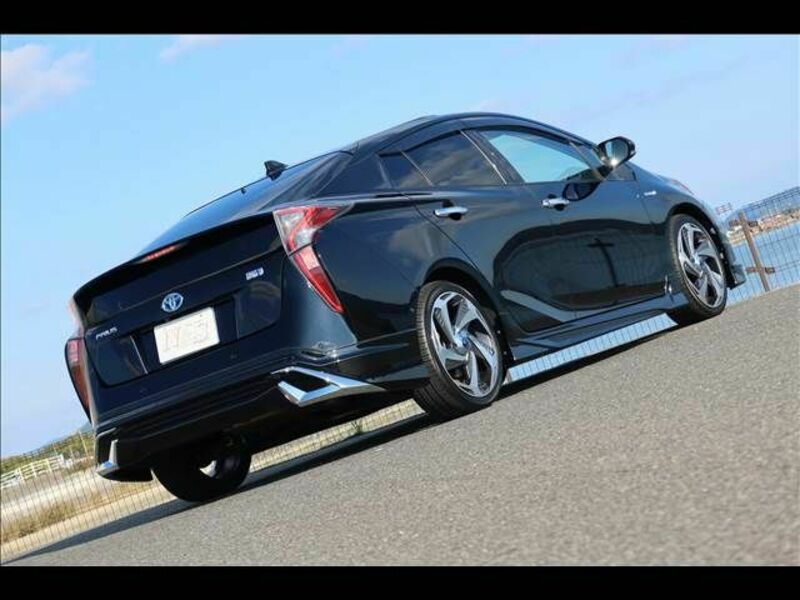 PRIUS-7