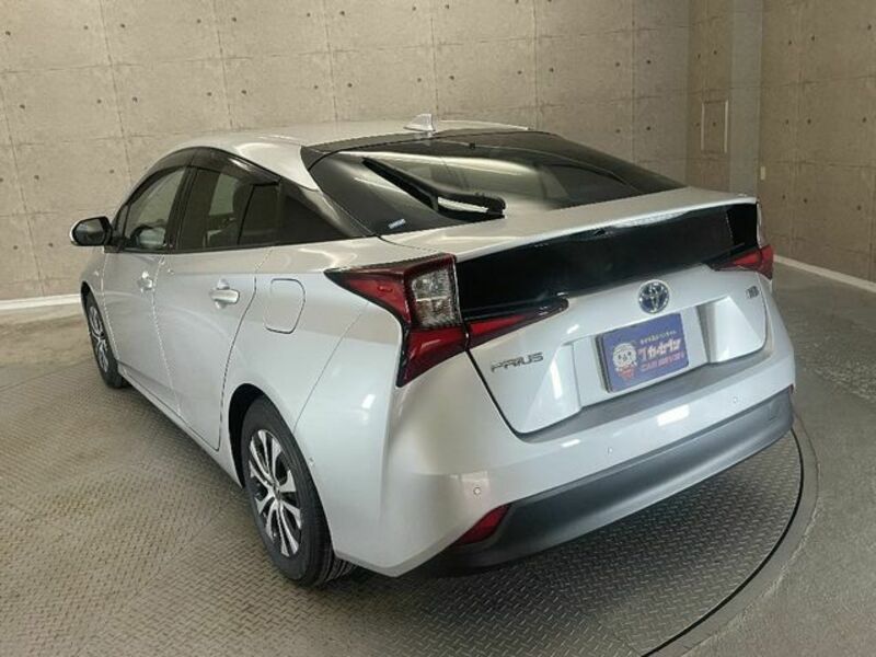 PRIUS-2