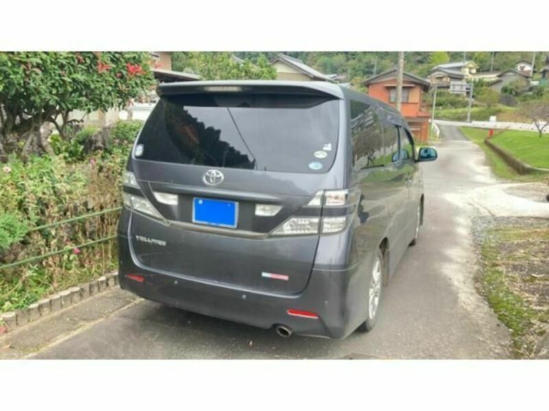 VELLFIRE-5