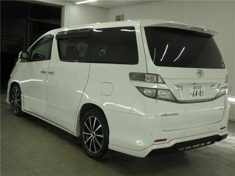 VELLFIRE-1