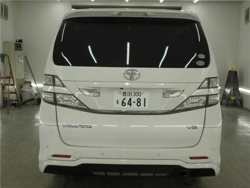 VELLFIRE-5