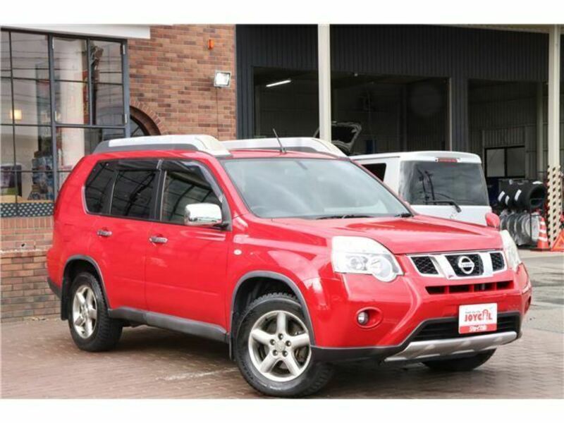 NISSAN　X-TRAIL