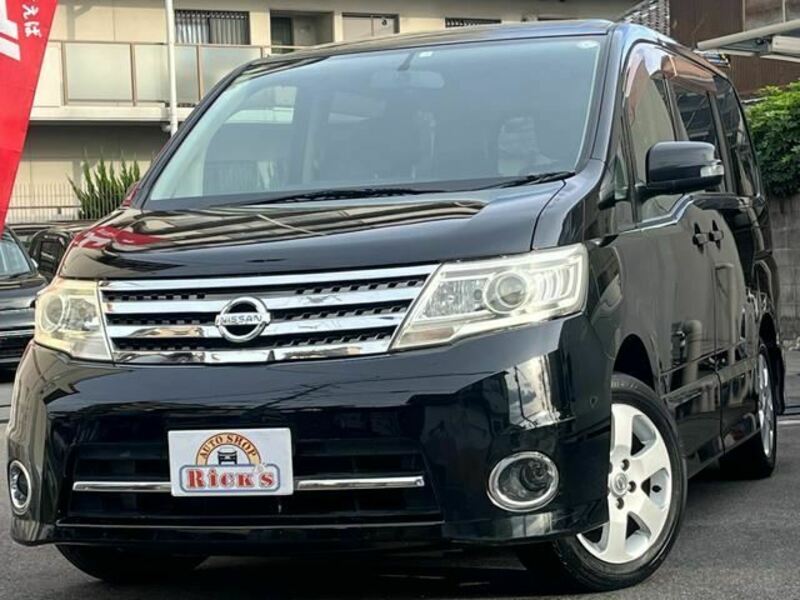 NISSAN　SERENA