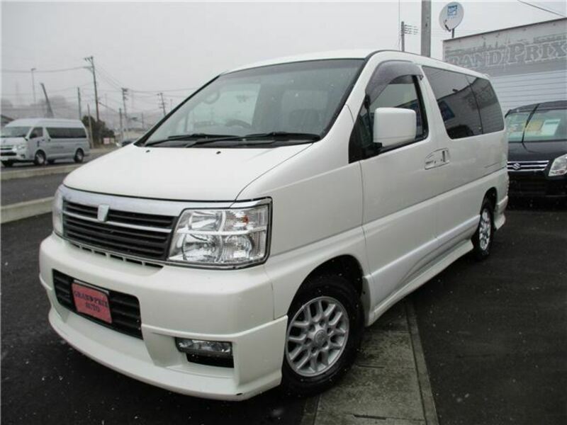 NISSAN　ELGRAND