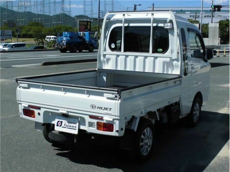 HIJET TRUCK-1