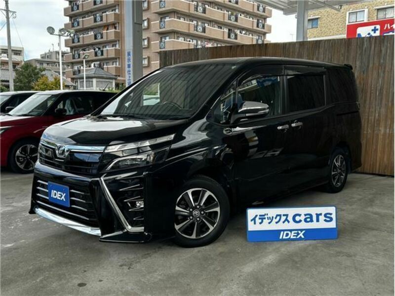 TOYOTA　VOXY