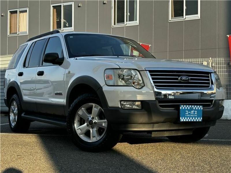 FORD　EXPLORER