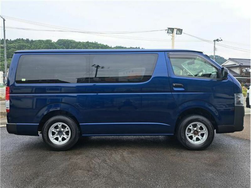 HIACE VAN-10