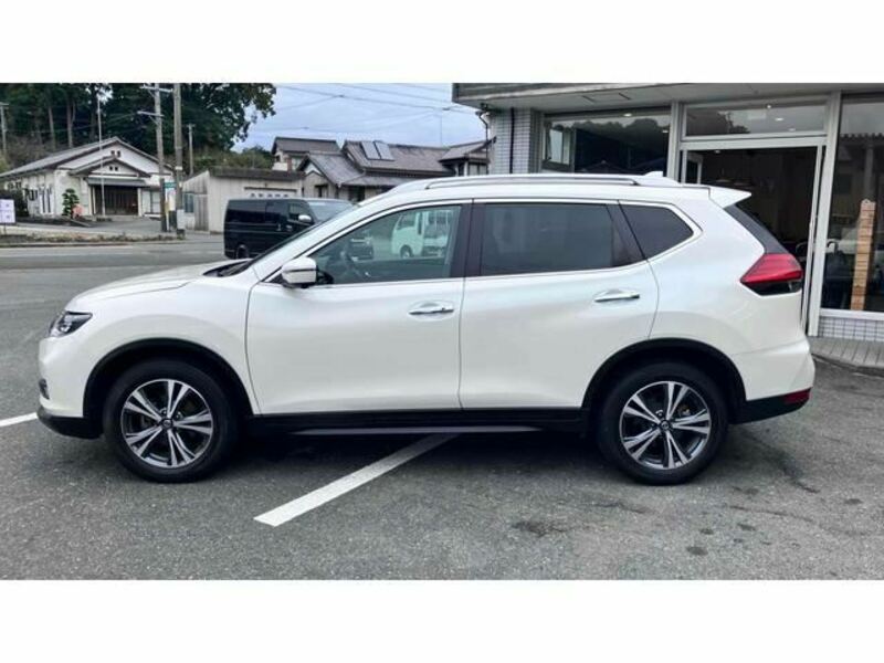 X-TRAIL-20