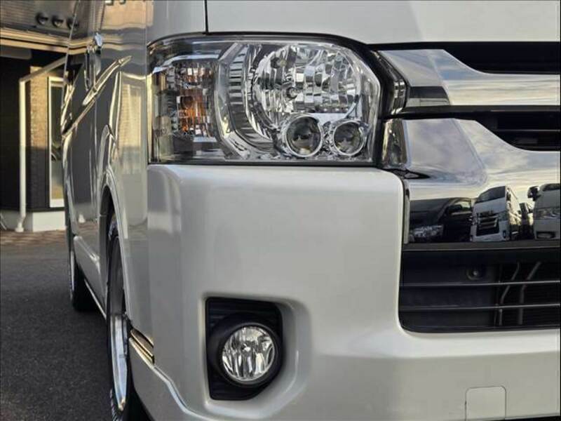 HIACE VAN-3