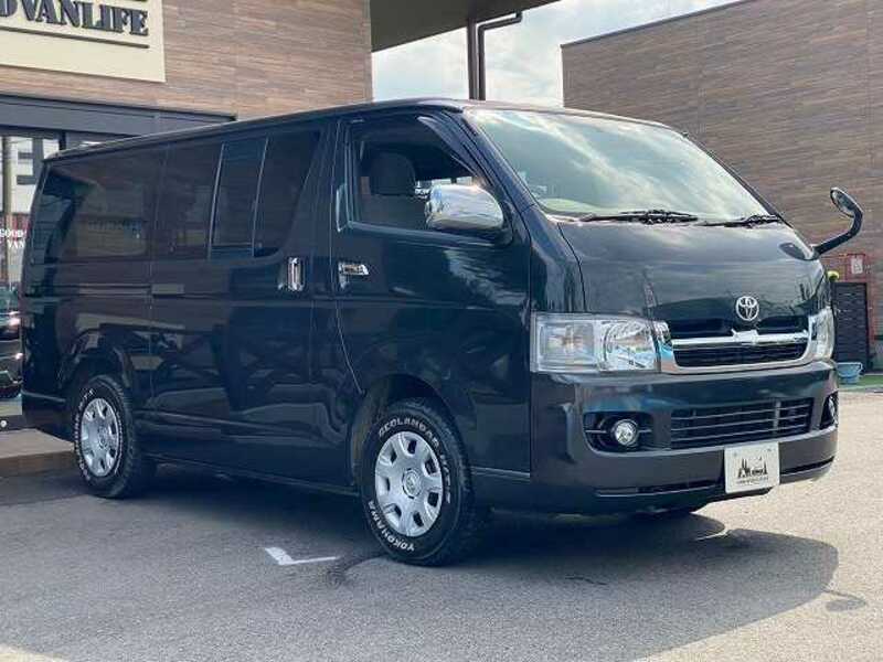 HIACE VAN-1