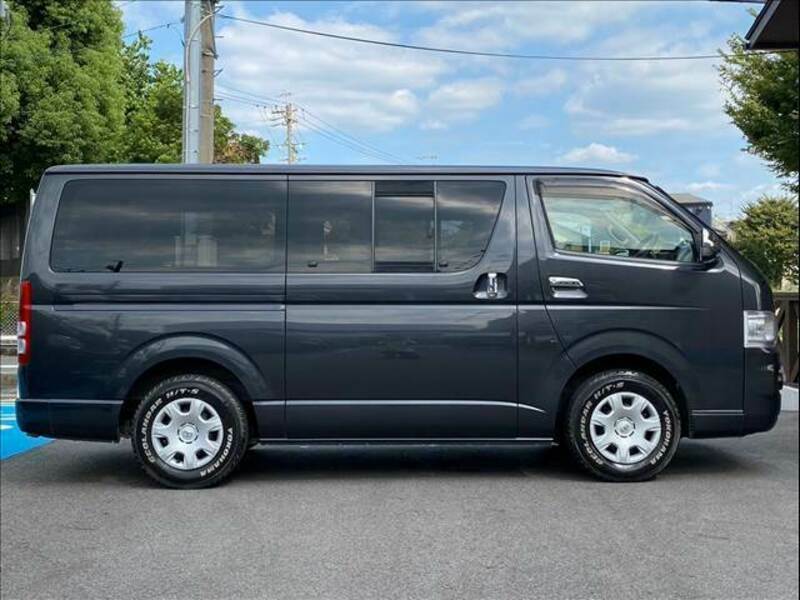 HIACE VAN-17