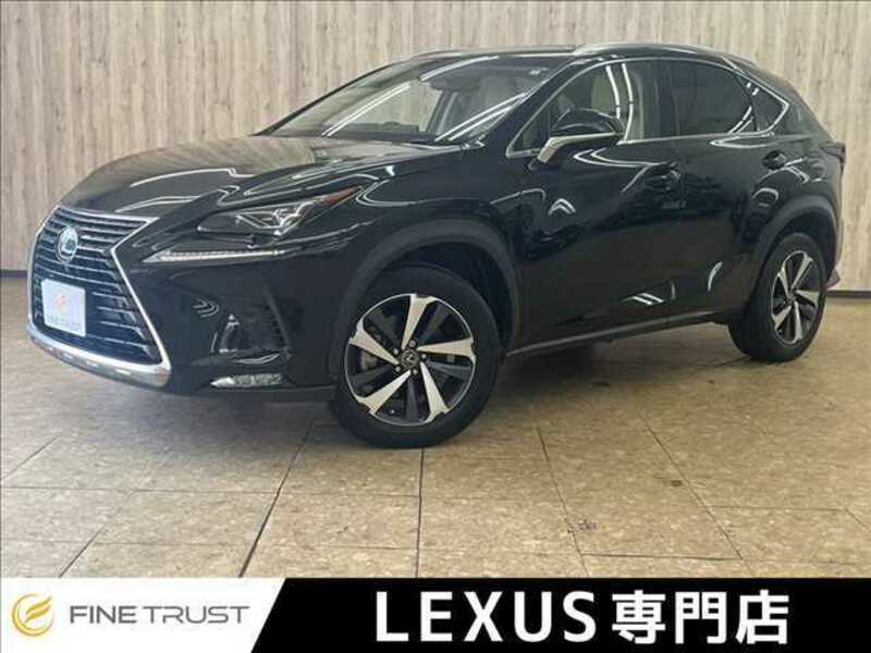 LEXUS　NX