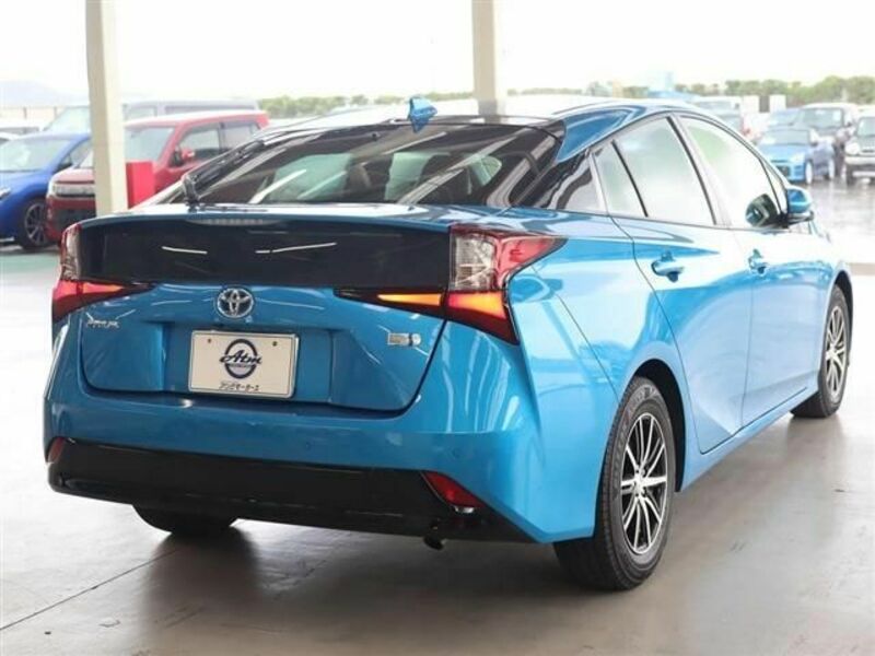 PRIUS-5