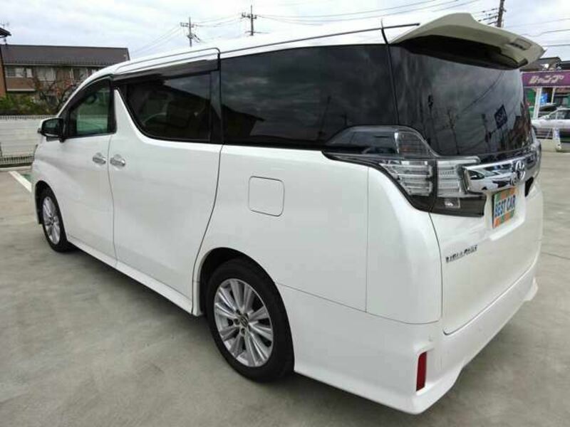 VELLFIRE-1