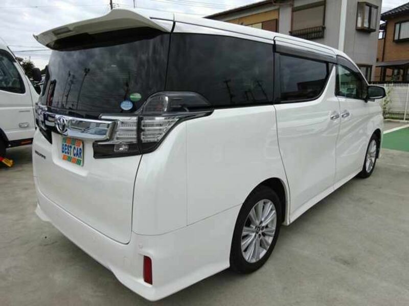 VELLFIRE-6