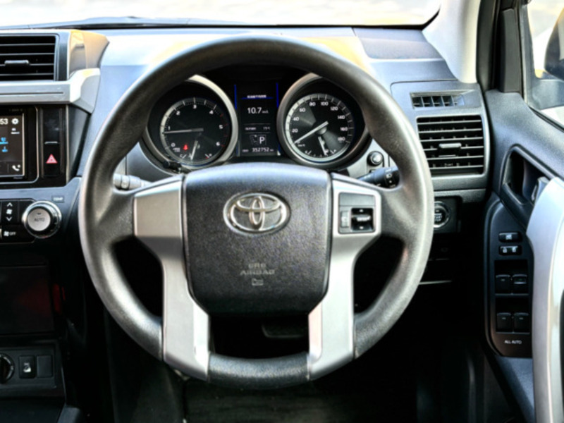 LAND CRUISER PRADO