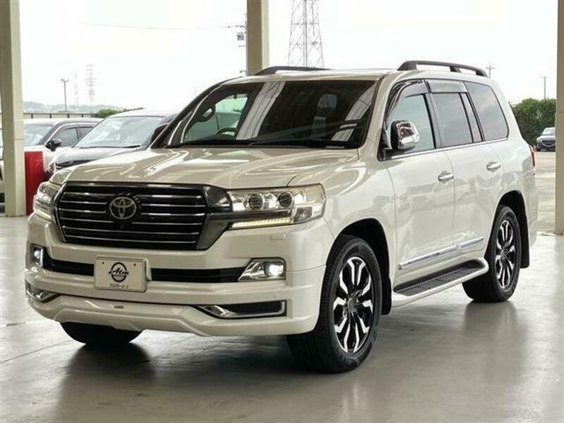 TOYOTA　LAND CRUISER