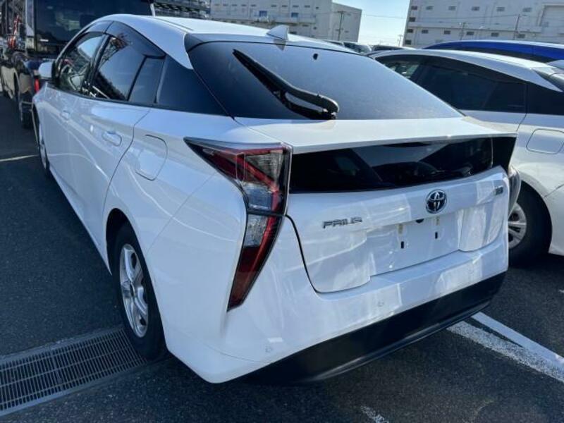 PRIUS-3