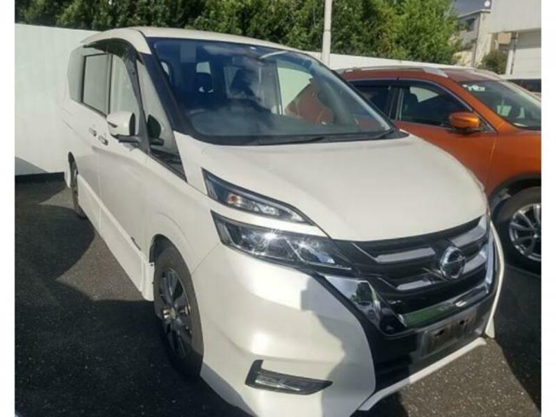 NISSAN　SERENA