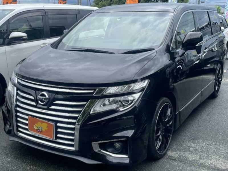 NISSAN　ELGRAND