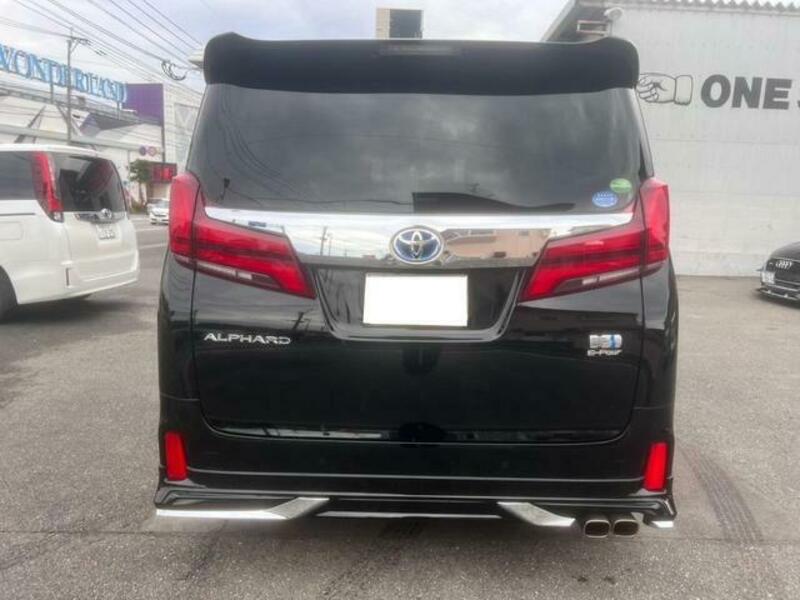 ALPHARD-12