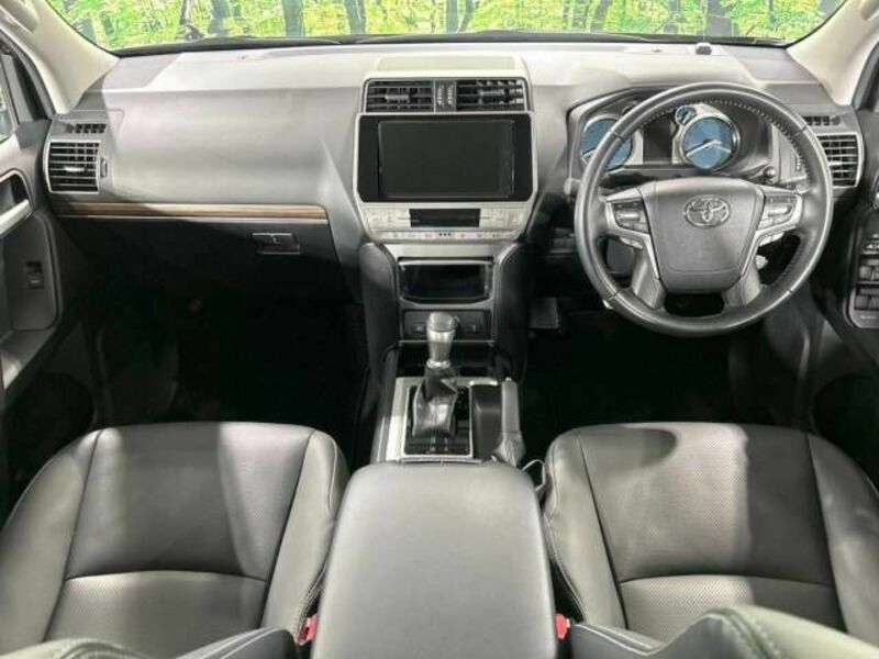 LAND CRUISER PRADO-1