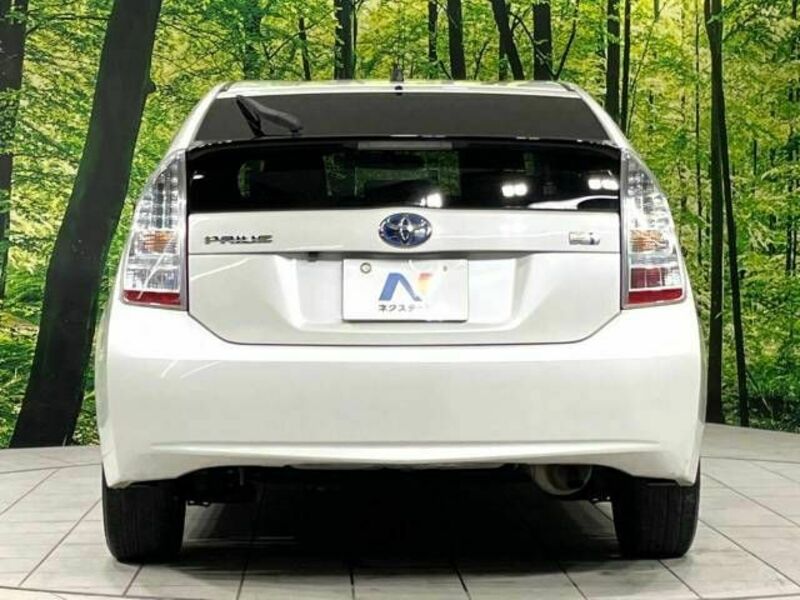 PRIUS-14