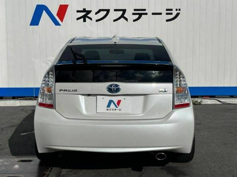 PRIUS-15