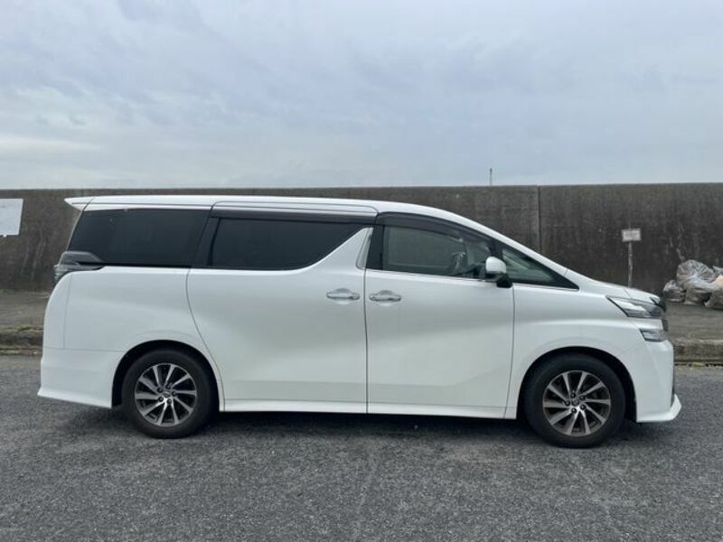 VELLFIRE-3