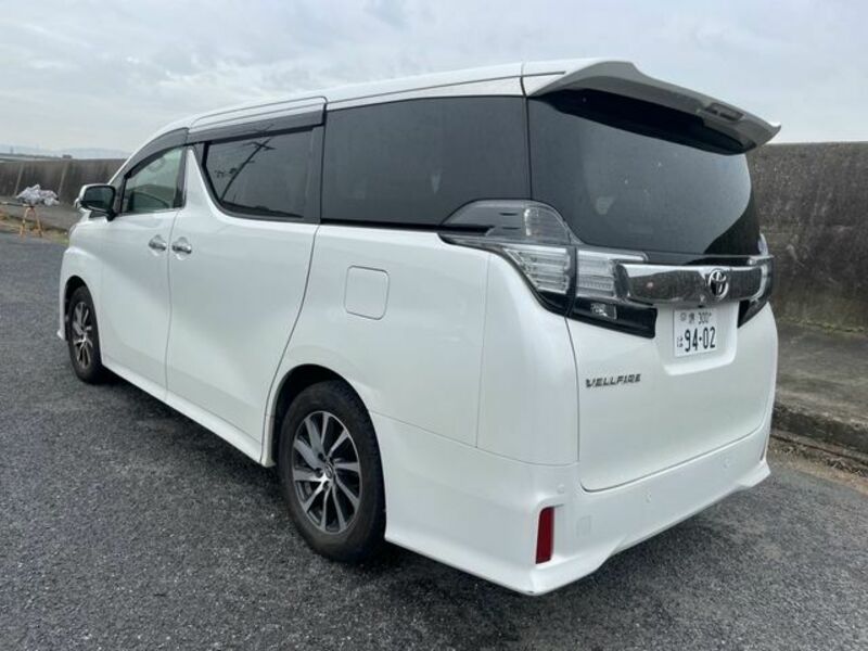 VELLFIRE-6