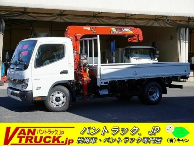 MITSUBISHI　CANTER